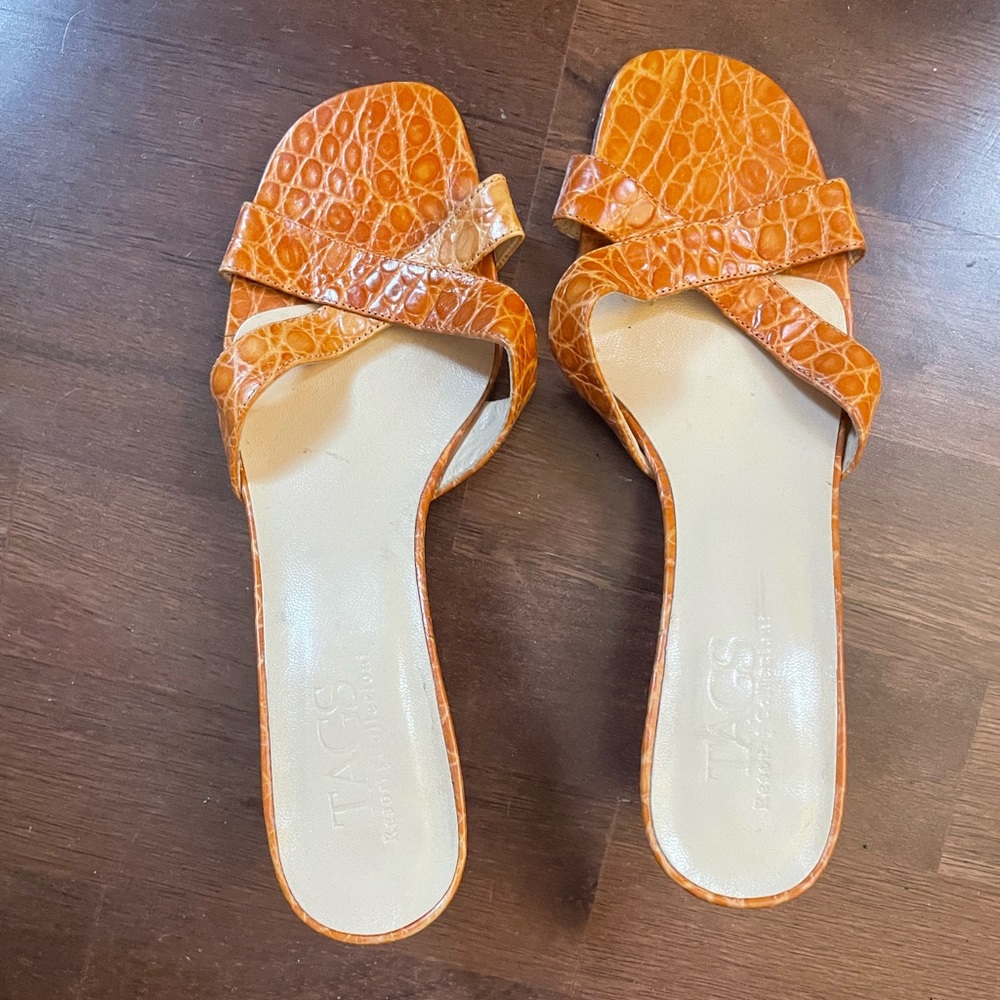 Cognac low heel sandals